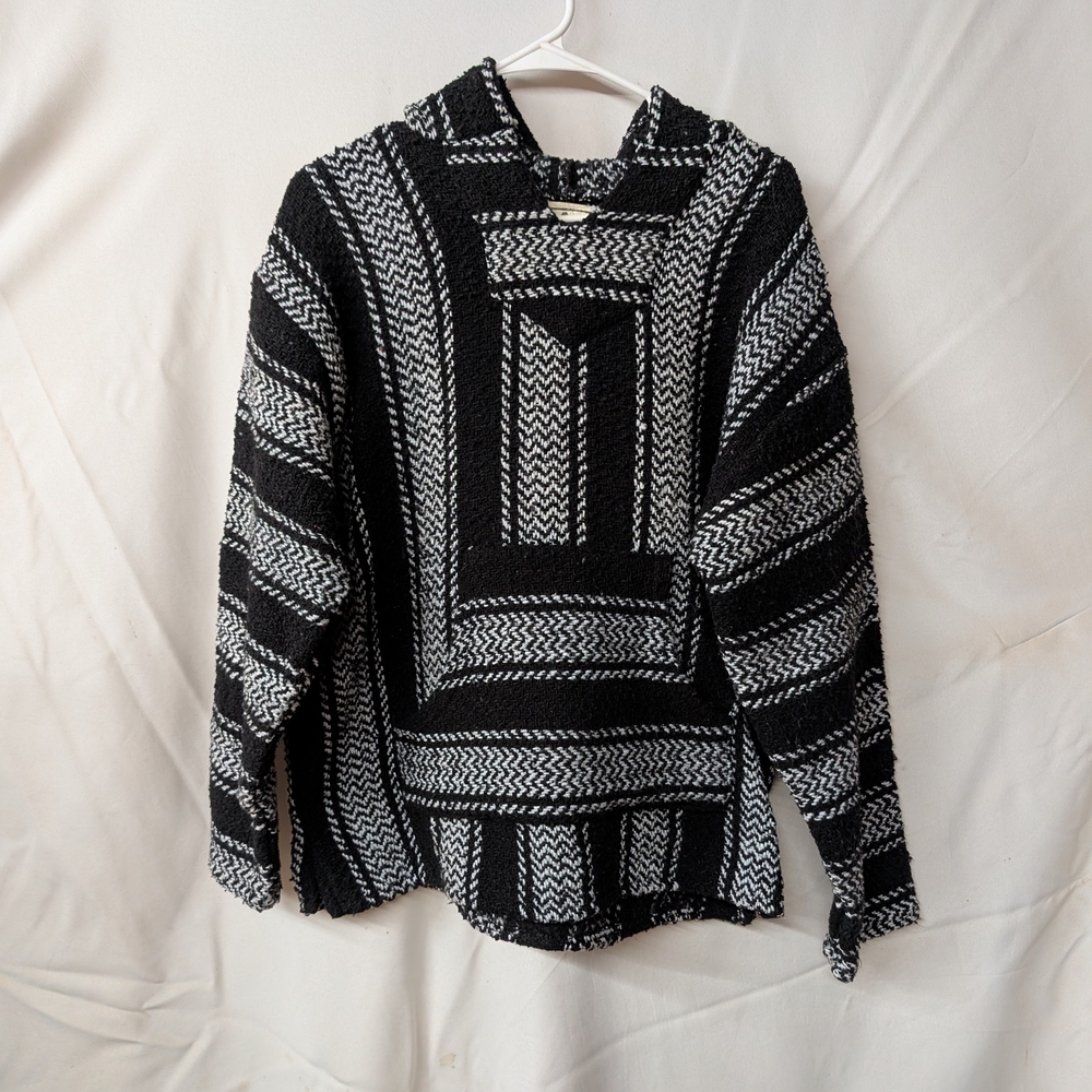Baja Joe Black and White Patterned Men's Pullover Hoodie Jacket